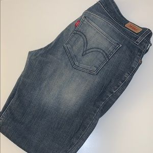 Levi’s 528 Jeans Curvy Cut